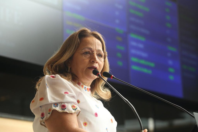 Vereadora Ana Lúcia