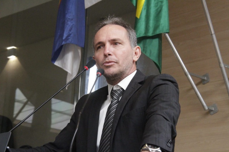 Vereador Professor Mirinho - Foto: Carlos Lima
