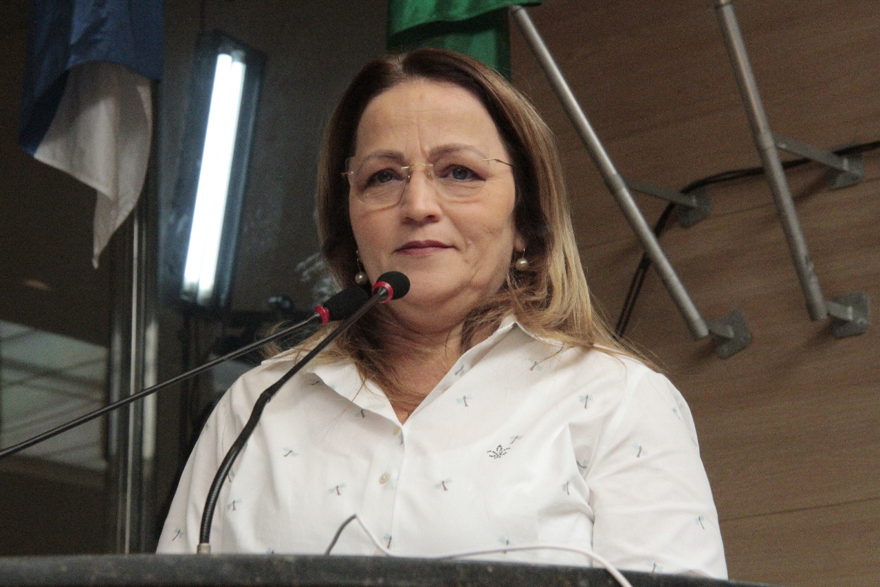 Vereadora Professora Ana Lúcia  - Foto: Carlos Lima