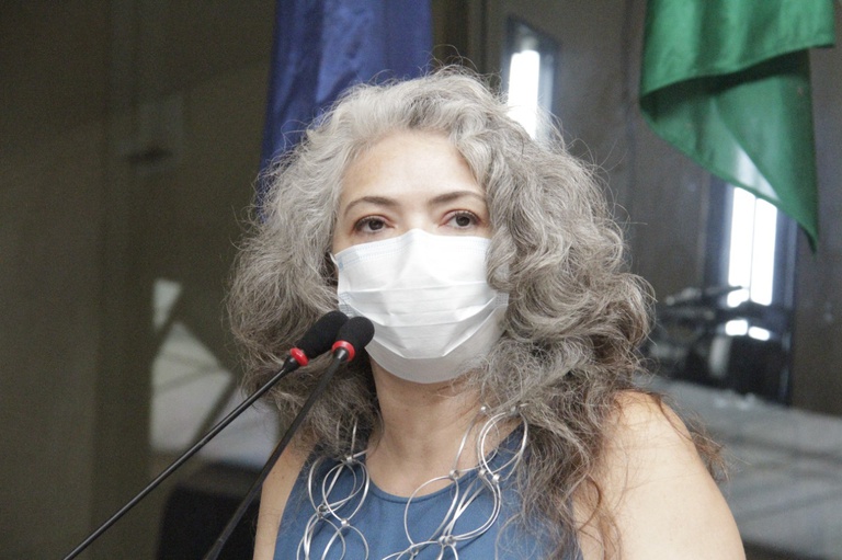 Vereadora Liana Cirne
