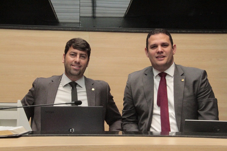 Vereador Samuel Salazar e Vereador Eriberto Rafael - Foto: Carlos Lima