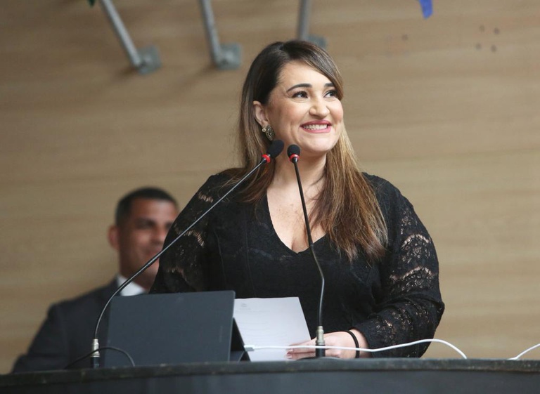 Vereadora Aline Mariano