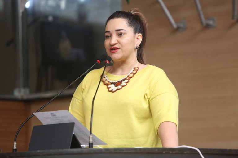 Vereadora Aline Mariano