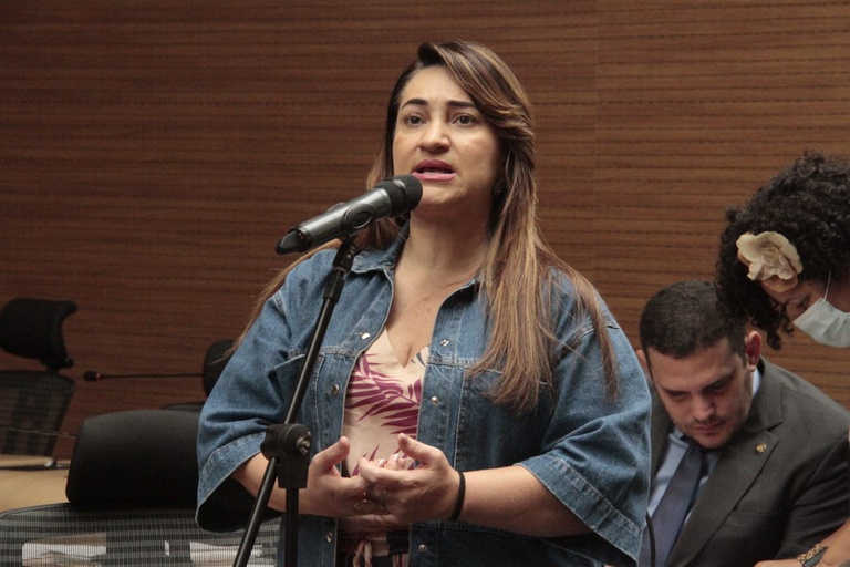 Vereadora Aline Mariano