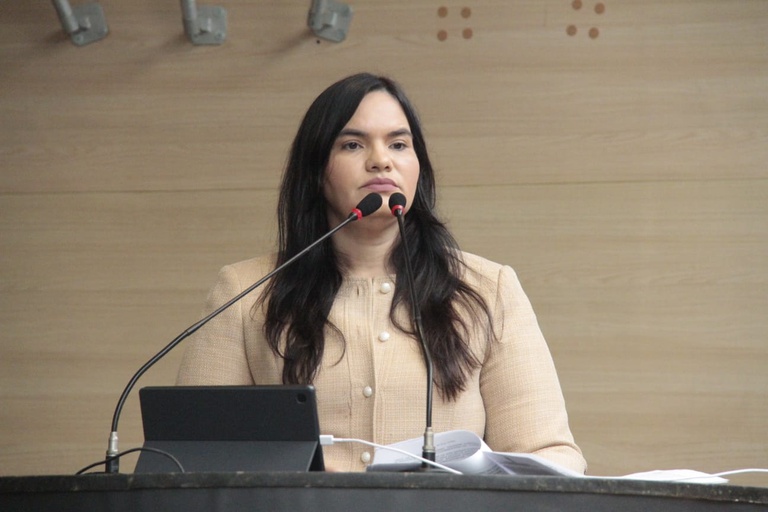 Vereadora Michele Collins