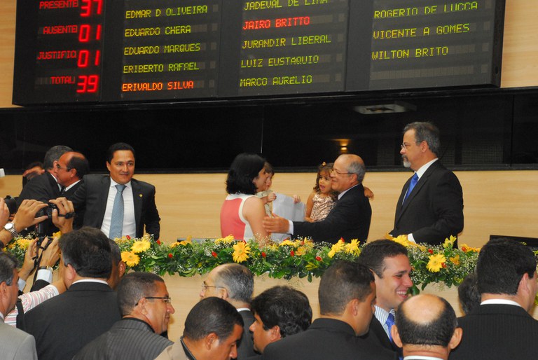 Entrega de documentos para posse
