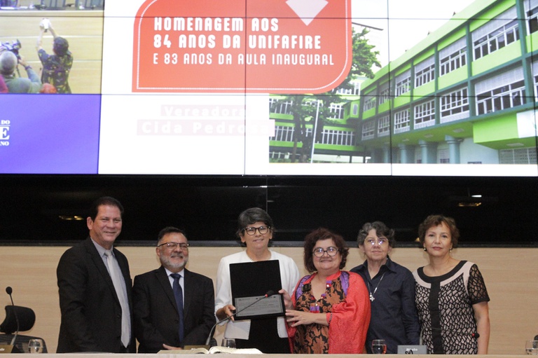 Aniversário da Unifafire é comemorado em solenidade na Câmara do Recife