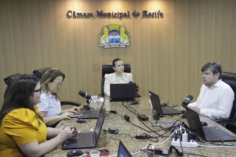 Frente da Primeira Infância recebe secretária-executiva Luciana Lima