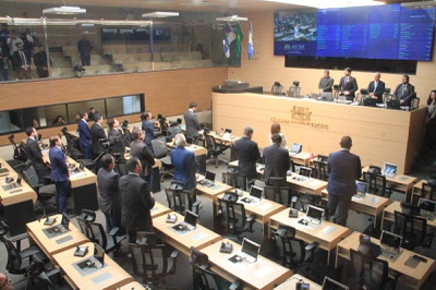 Vereadores repercutem morte de ativista conservador nos Estados Unidos