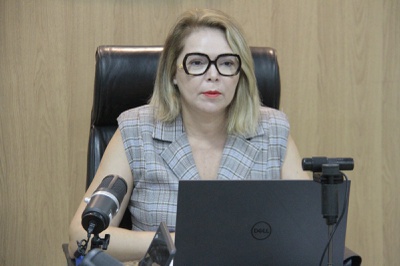 Liana Cirne sugere equipes multiprofissionais para situações de crise psicológica