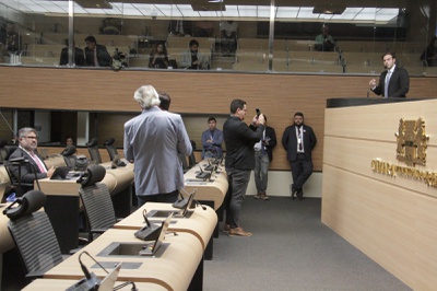 Denúncia de abandono de prédio de escola municipal gera debate