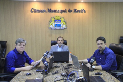 Comissão de Ética analisa três processos administrativos e manda arquivar dois