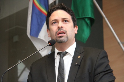 Felipe Alecrim repercute obra da Basílica do Carmo e defende a Igreja Católica