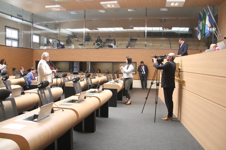 Vereadores debatem requerimentos de Agora É Rubem