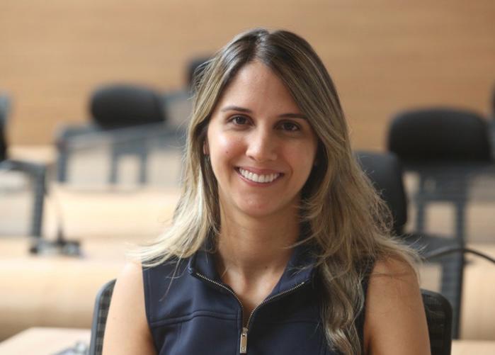 Andreza Romero sugere criação do Programa Smart Patas Recife
