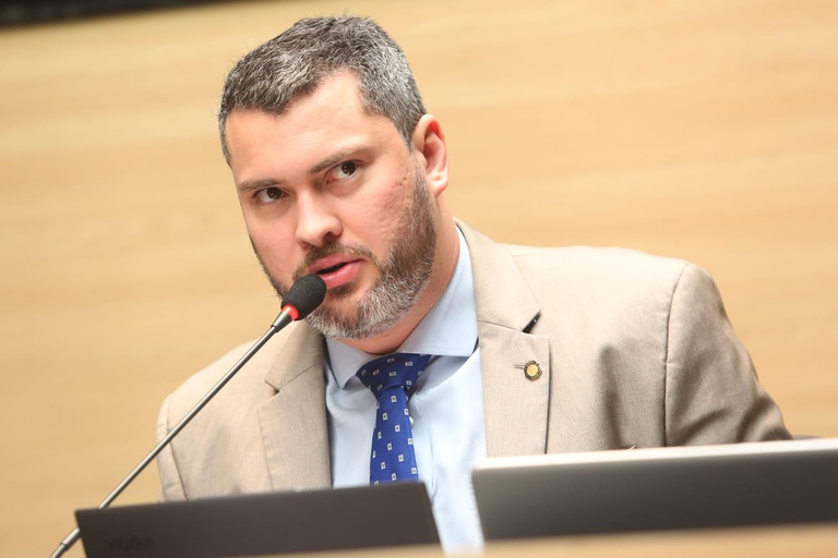 Felipe Francismar propõe educação ambiental e combate ao desperdício em feiras e mercados públicos