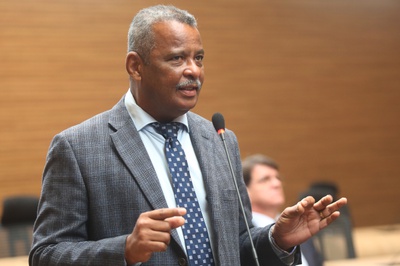 Luiz Eustáquio quer prioridade de atendimento a pessoas resgatadas em situação de trabalho escravo