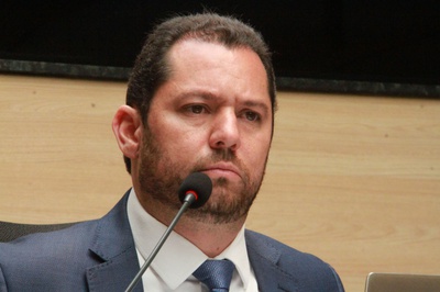 Romerinho Jatobá apresenta requerimentos em prol do Sítio dos Pintos