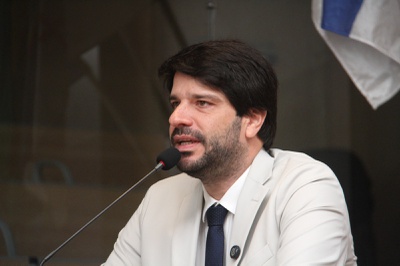 Zé Neto anuncia lançamento do Programa Estágio-Visita