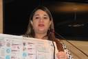 Aline cobra contratos superfaturados  na gestão passada