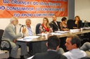 Aline Mariano cobra explicações sobre obras sem conclusão