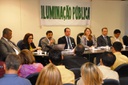 Aline Mariano realiza audiência sobre iluminação pública