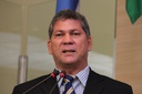 Almir Fernando comemora sanção de 3 projetos
