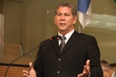 Almir Fernando comenta desemprego e segurança