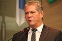 Almir Fernando critica falta de fiscais de ônibus