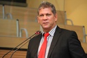 Almir Fernando destaca campanha de vacinação antirrábica