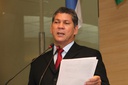 Almir Fernando lembra datas comemorativas