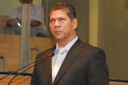 Almir Fernando parabeniza projeto Rádio do Povo