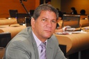 Almir Fernando propõe campanha de leitura nos parques