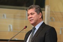 Almir Fernando repercute investimentos as Zonas Especiais de Interesse Social (ZEIS)