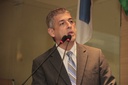 André Régis critica atrasos na reforma do Geraldão
