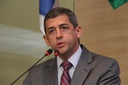 André Régis faz alerta para fardamento escolar 