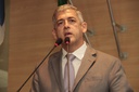 André Régis reclama de tapumes em monumentos