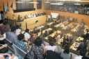 Audiência sobre internação compulsória de dependentes químicos lota plenário da Câmara