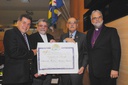 Bispo Episcopal Carismático recebe homenagem na Câmara do Recife