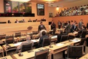 Câmara aprova projeto que regula transporte por aplicativo