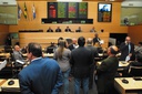 Câmara rejeita vetos do prefeito