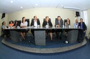 Enfermeiros participam de reunião pública