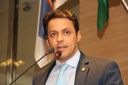 Fred Ferreira critica entrega de cartilhas sobre a Reforma da Previdência em escolas