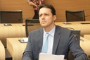 Fred Ferreira propõe obrigação de contratar bombeiros civis