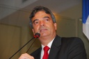 Gilberto Alves questiona divisão do PT