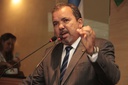 Hélio Guabiraba pede fim da greve de médicos no município