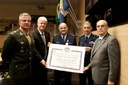 Hospital de Aeronáutica de Recife recebe medalha de mérito José Mariano