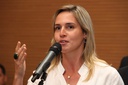 Isabella de Roldão parabeniza Padre Edvaldo e Fundação Terra