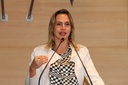 Isabella de Roldão quer escola bilíngue para surdos