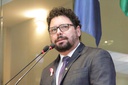 Ivan Moraes denuncia que patrões não querem pagar hora extra a jornalistas